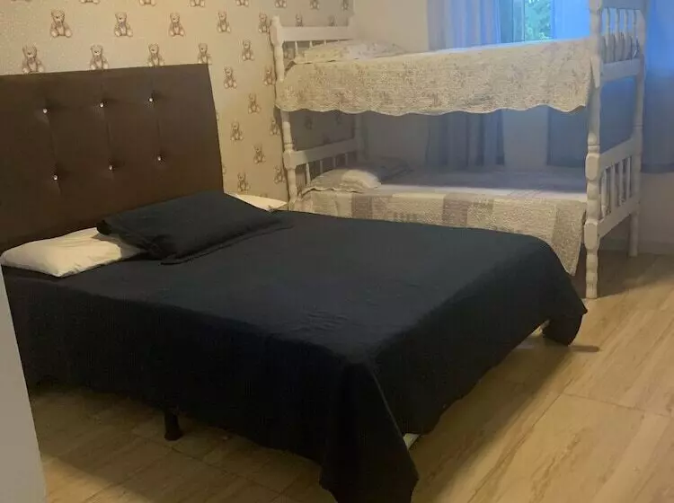 Hostel Come Home
