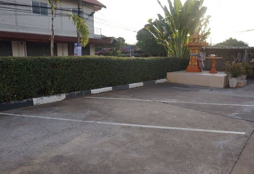 فندق Lomthong Place