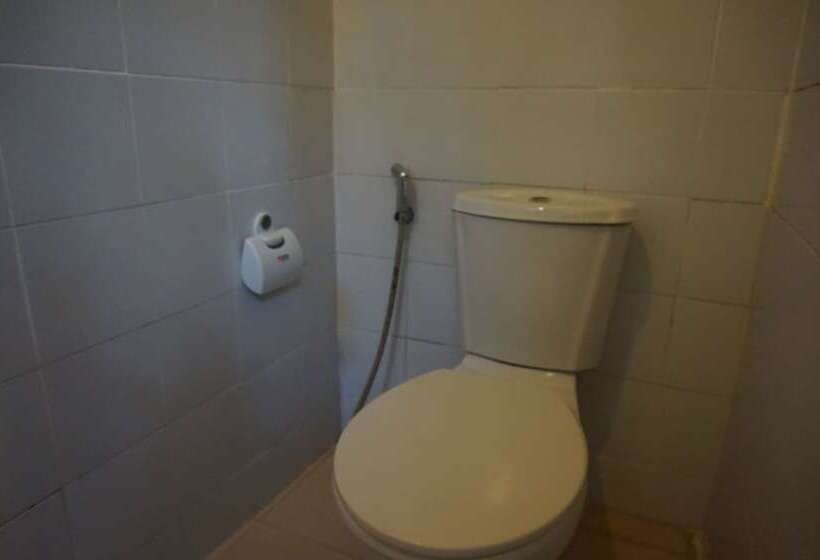 فندق Lomthong Place