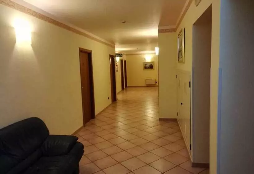 ホテル Ristorante La Collina