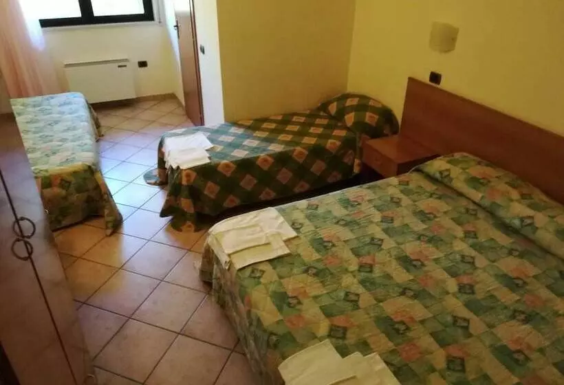 ホテル Ristorante La Collina