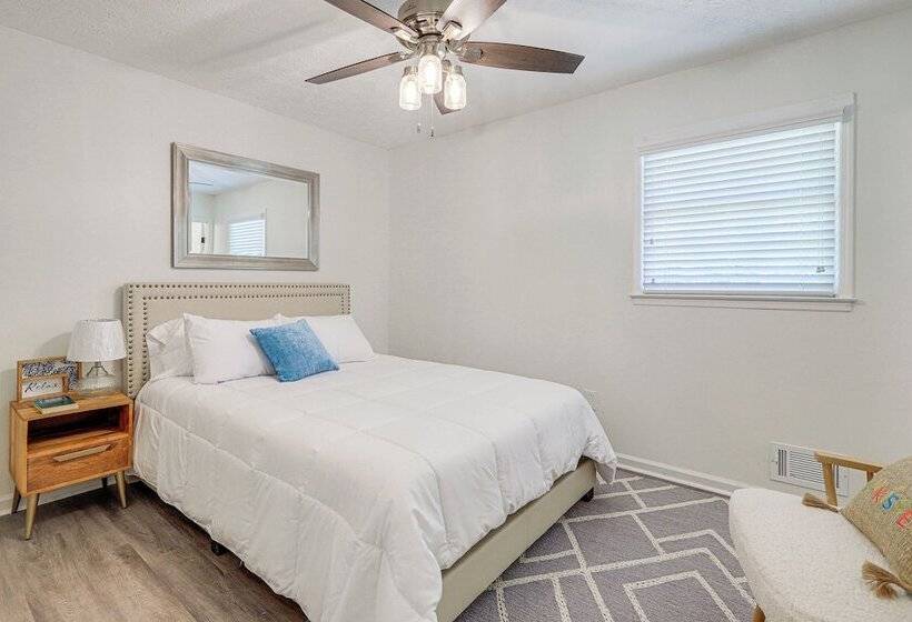 Modern Conyers Retreat   9 Mi To Arabia Mountain!