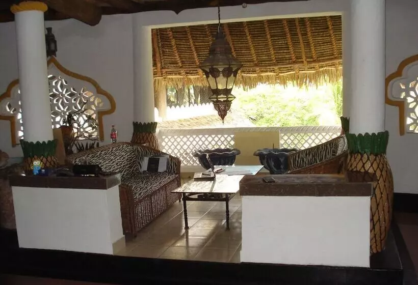 پانسیون Coconut Beach Apartments