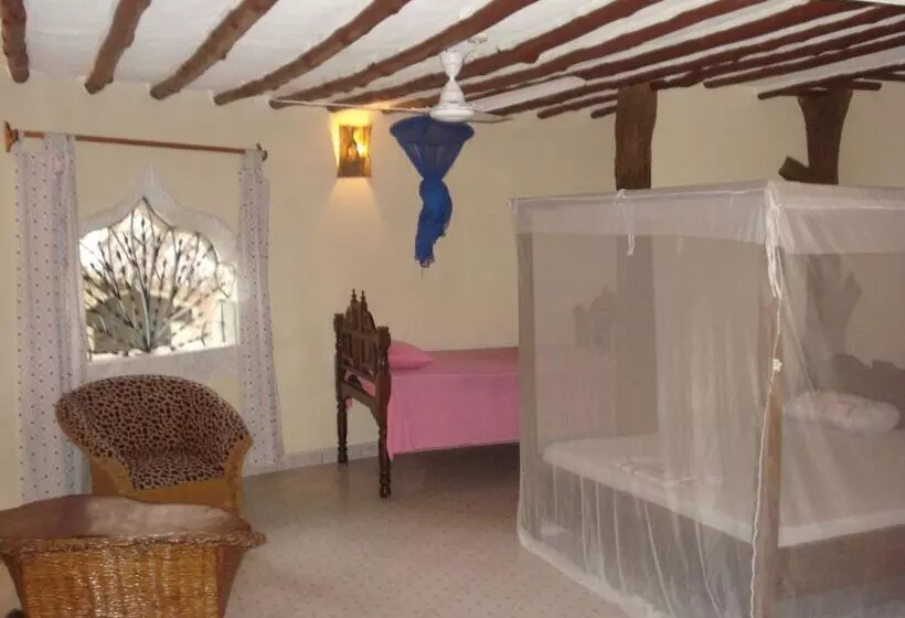 پانسیون Coconut Beach Apartments