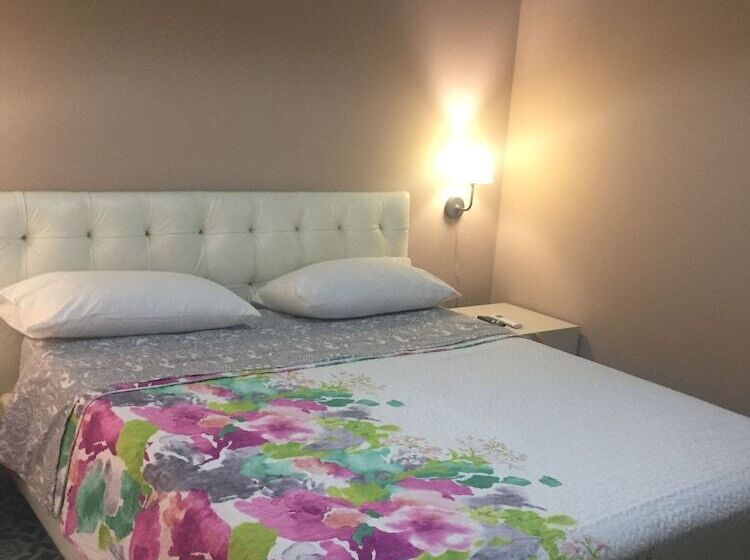 پانسیون Salernoportodamare Train Station Room