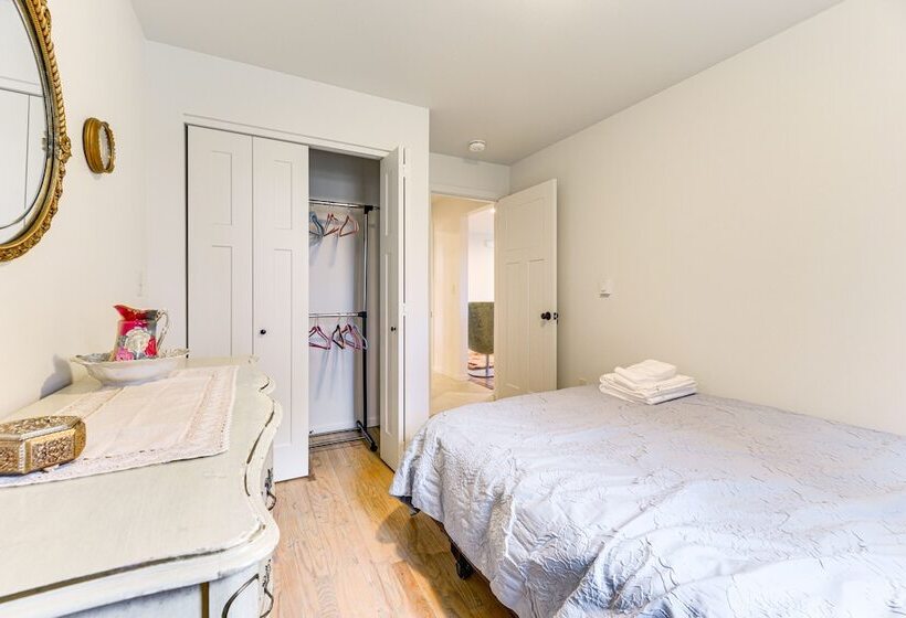 Pet Friendly Home: 29 Mi To Olympic National Park!