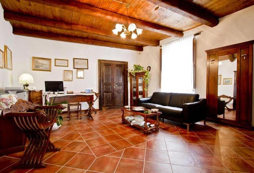 住宿加早餐  Ospitalità Don Carlo