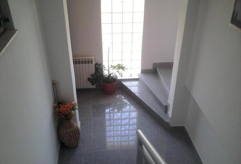 پانسیون Guest House Andre