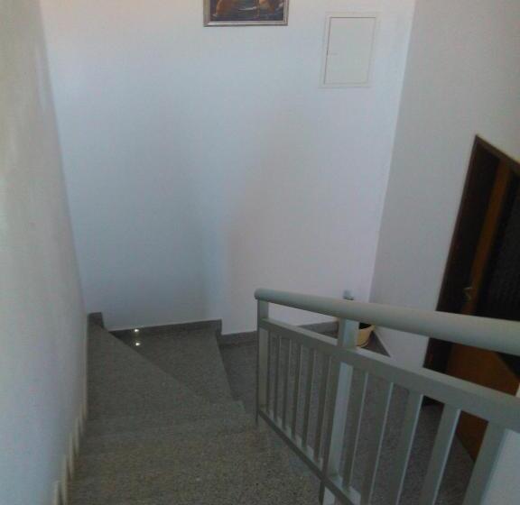 پانسیون Guest House Andre