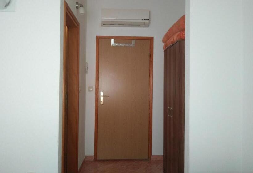 پانسیون Guest House Andre