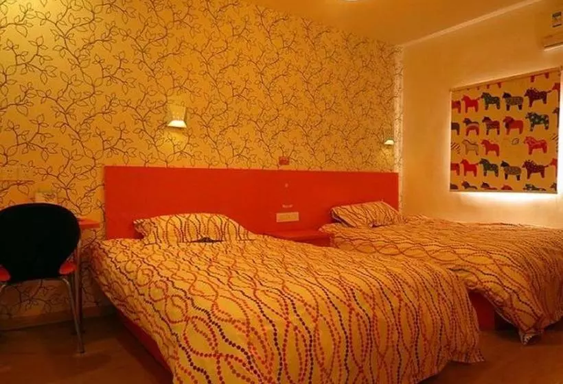 هتل Pod Inn Shanghai Pudong Airport Disneyland