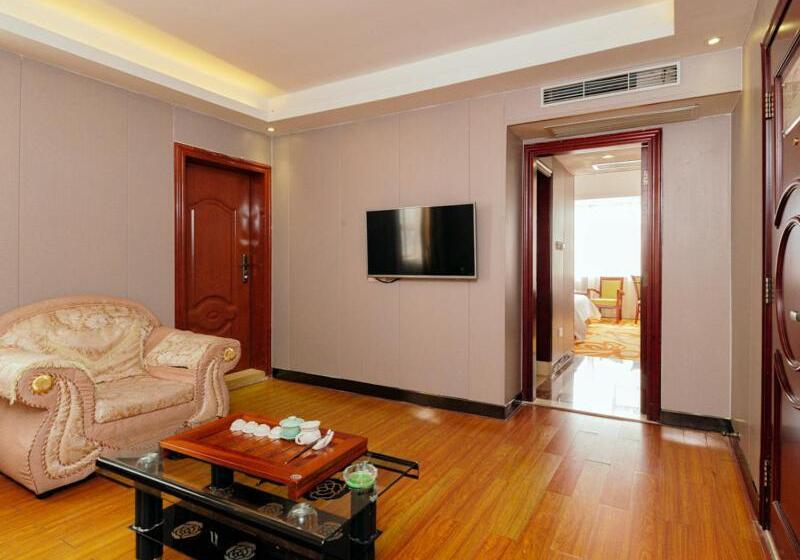 Vienna Hotel Huizhou Huiyang Danshui Road