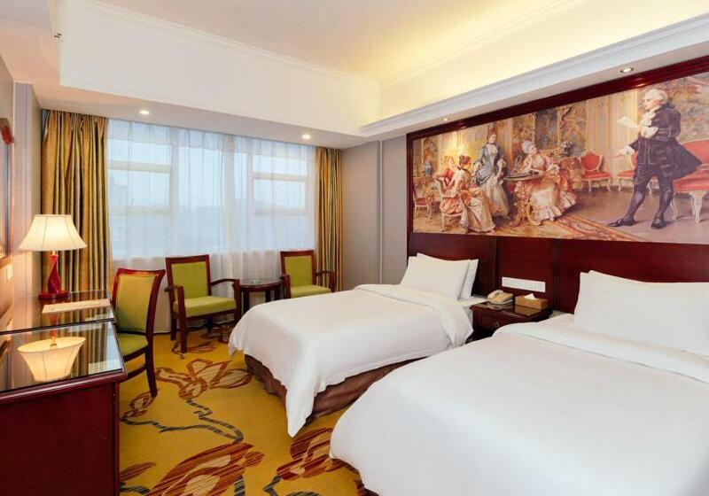 Vienna Hotel Huizhou Huiyang Danshui Road