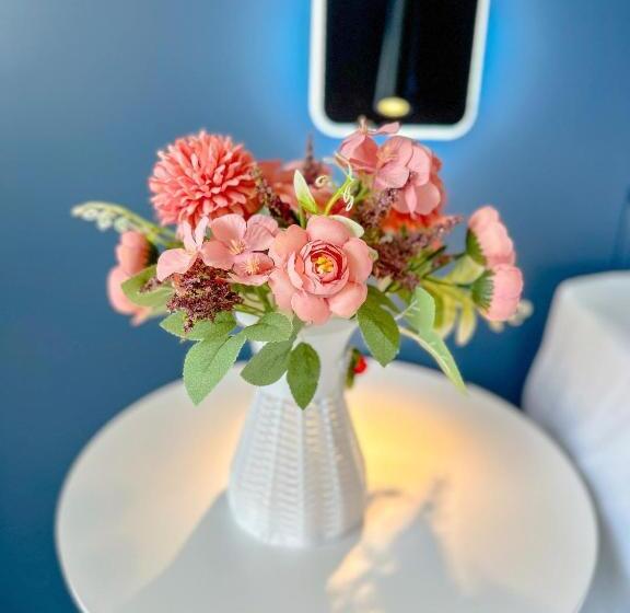 هتل Flaming Hải Tiến   Thanh Hóa Chính Chủ