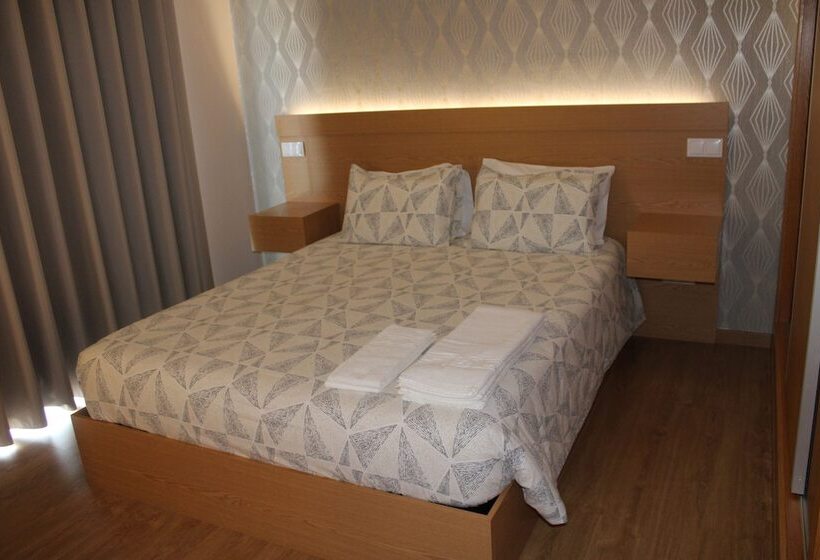 Hotel Socalcos Do Douro House