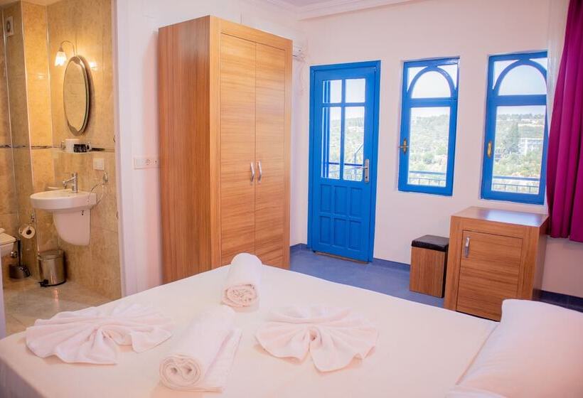 Общежитие Patara Beach