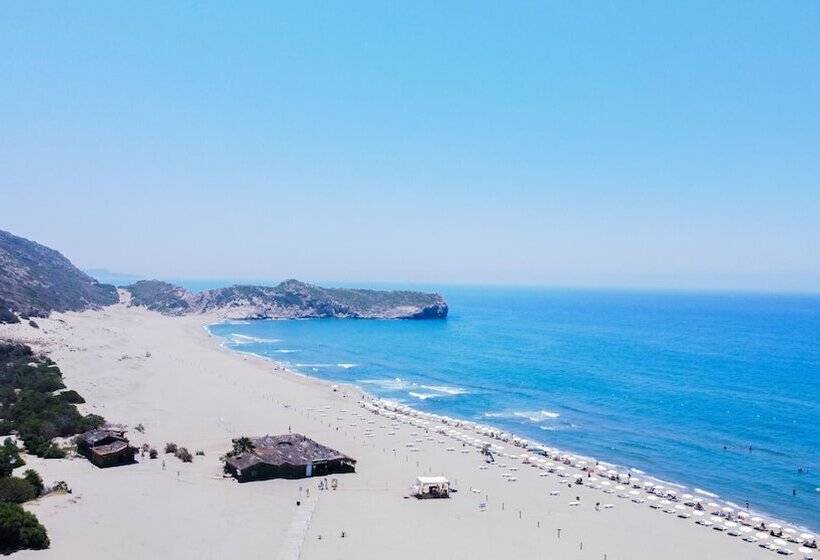 ユースホステル Patara Beach