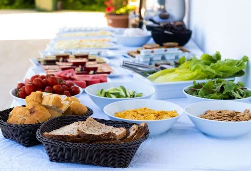 ユースホステル Patara Beach