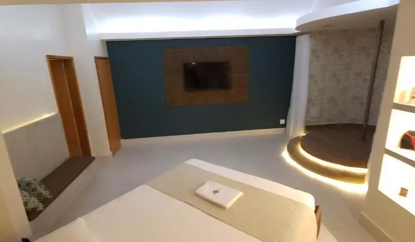 Fiesta Brasilia Motel
