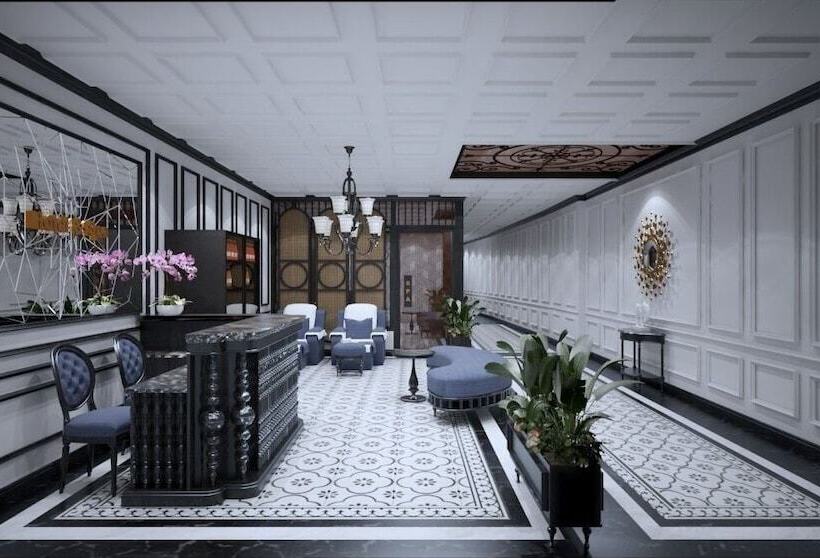 هتل Chateau De Hanoi