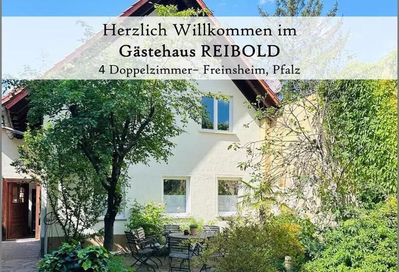 ペンション Zimmer 1   Gästehaus Reibold