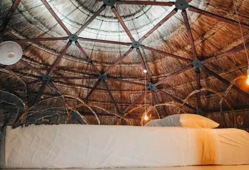 Lomakeskus Ekumal Retreat Eco Sanctuary