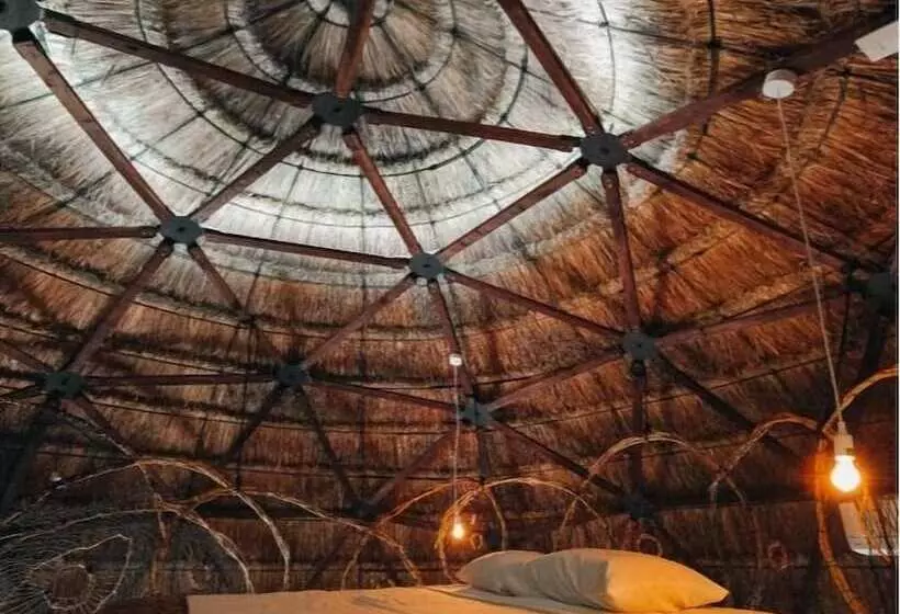 Lomakeskus Ekumal Retreat Eco Sanctuary