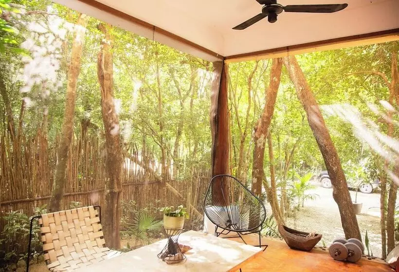 Lomakeskus Ekumal Retreat Eco Sanctuary