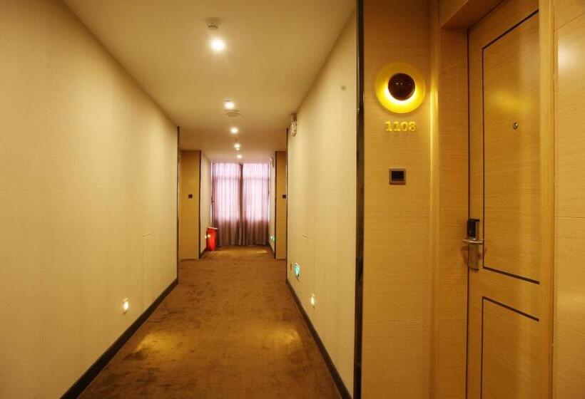 Otel 7days Dongguan Tangxiayin Square Walmart