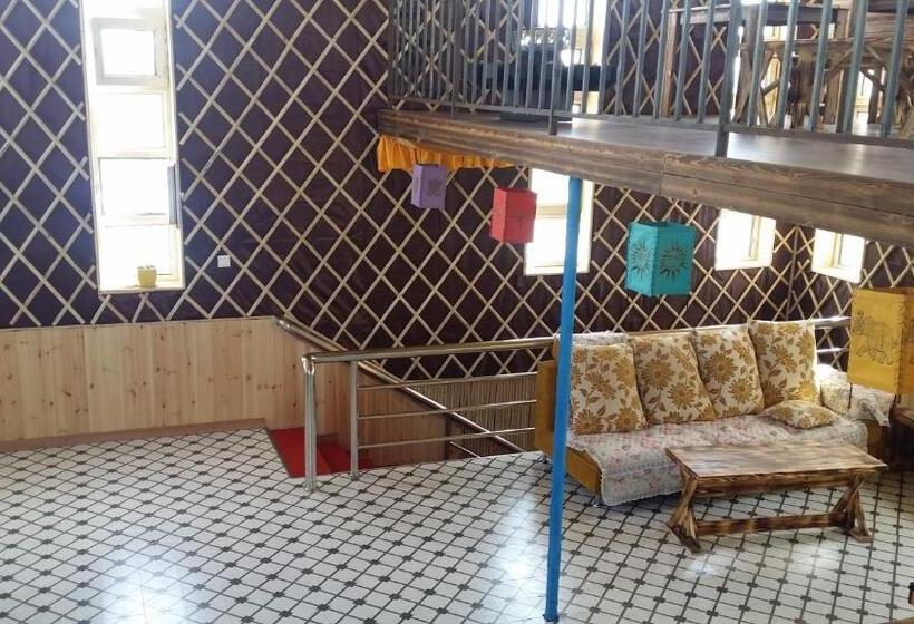 Manzhouli Volga River International Youth Hostel
