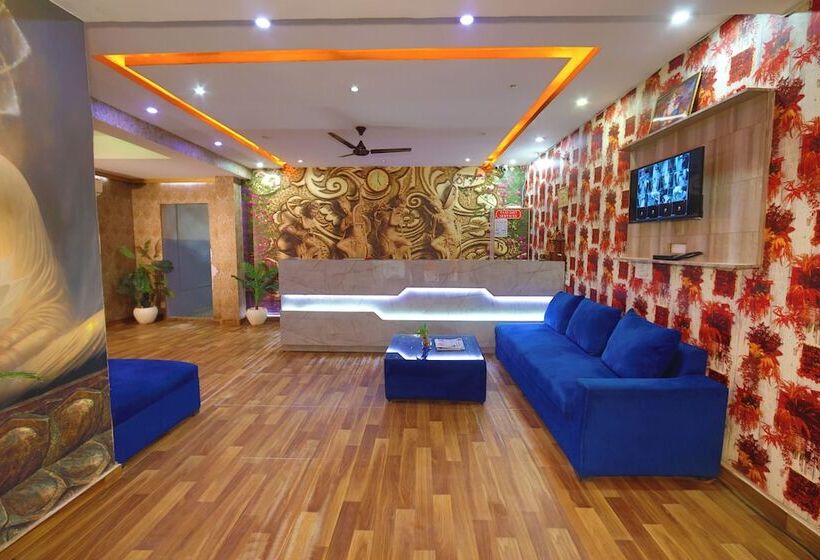 هتل Airport Travel Inn Deluxe