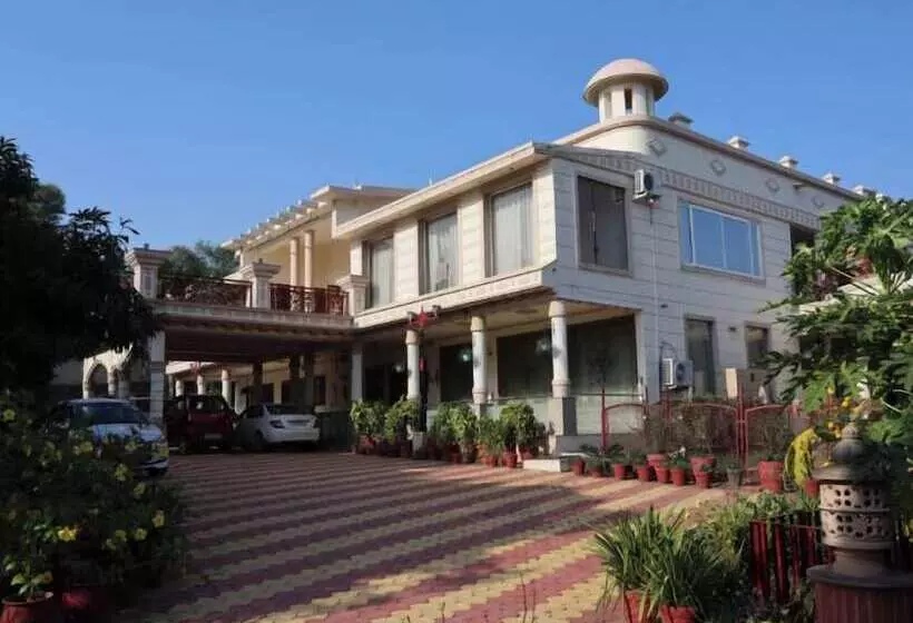 ホテル Prithvi Farm Cottage And Villa