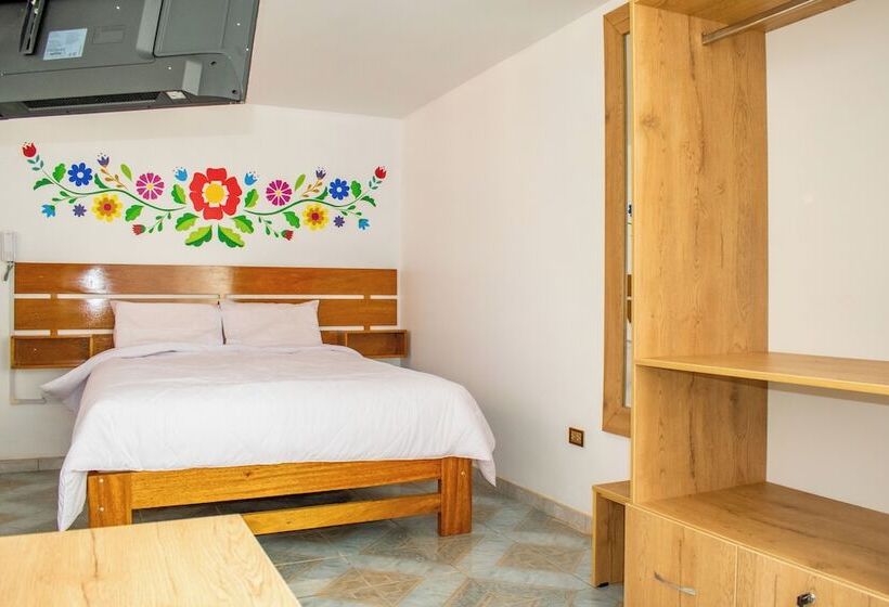 هتل Hostal Perlaschallay