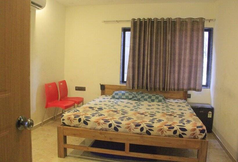 Hotel Roshni   The Luxury Guest House