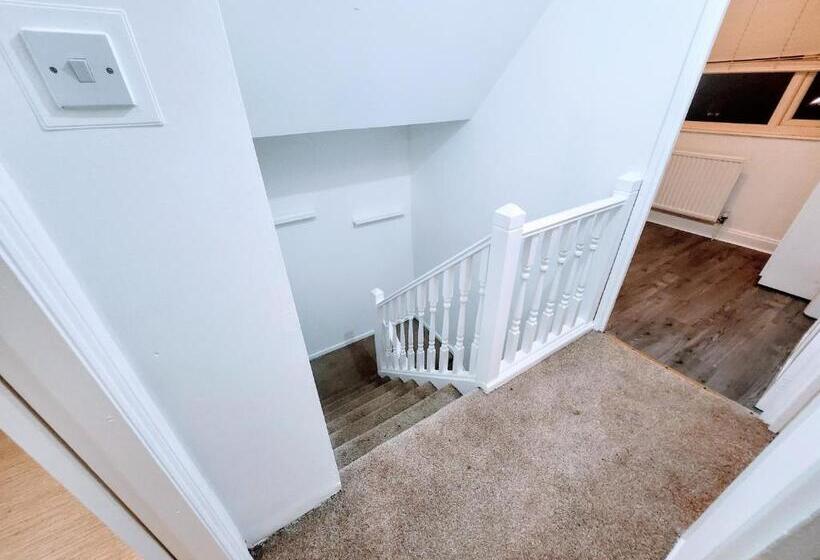 Pension Clarkson S Db B