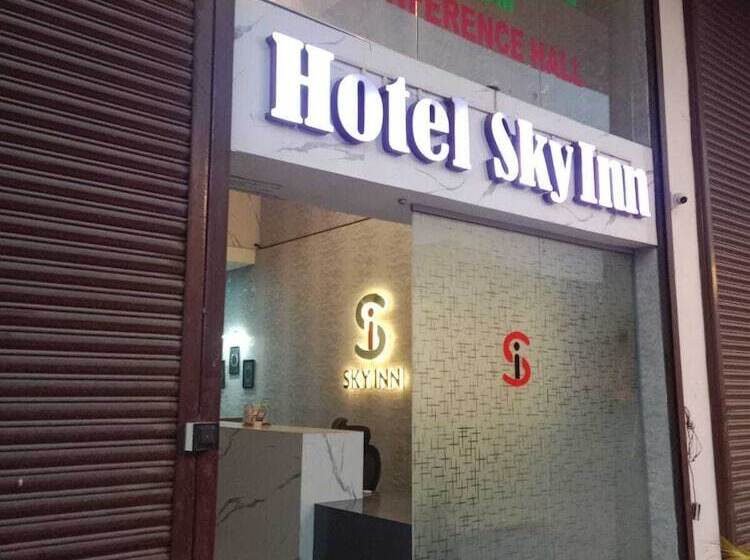 酒店 Sky Inn