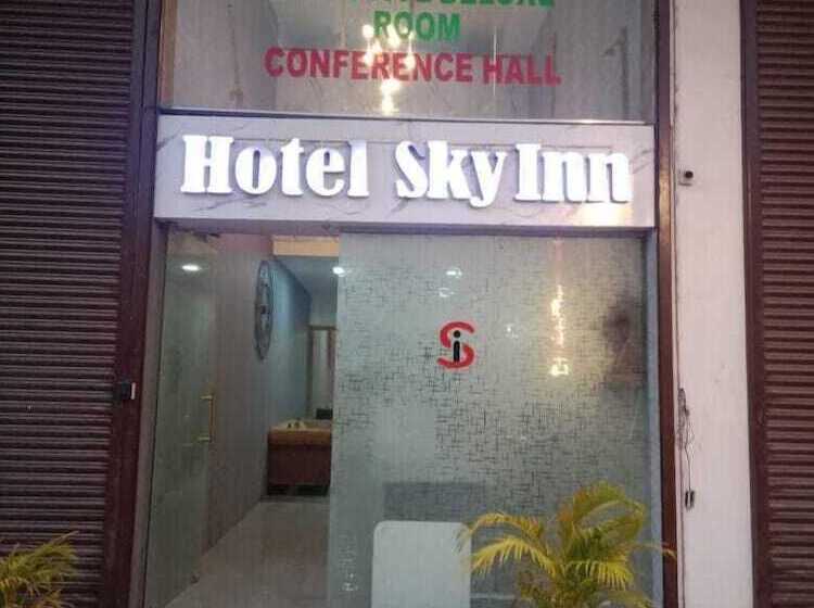 酒店 Sky Inn