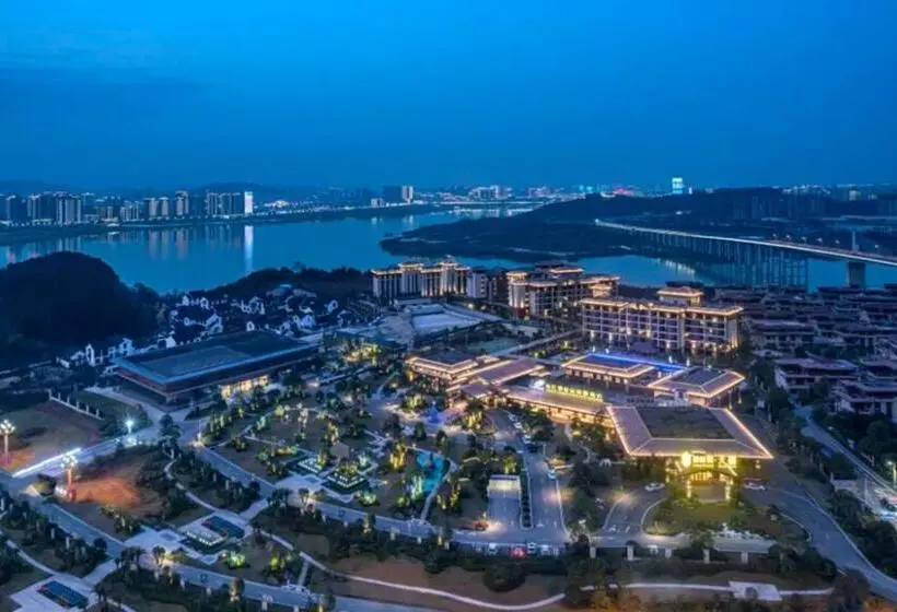 Country Garden Phoenix Hotel Nanchong