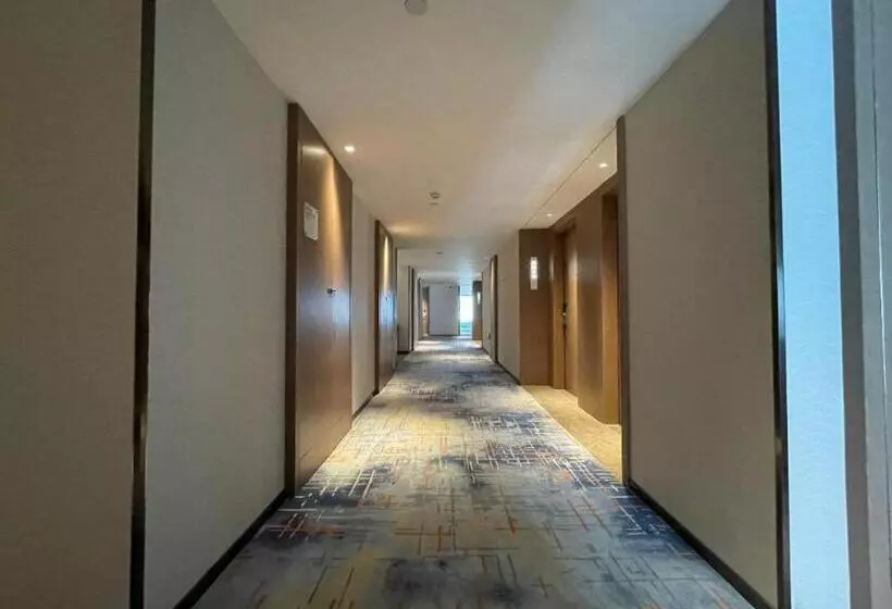 Echarm Hotel Wuhan Keting Polar Ocean World