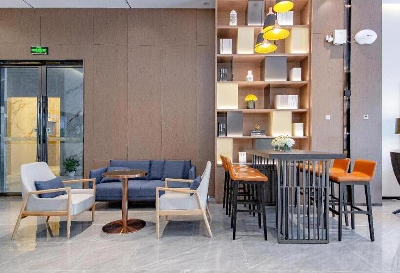 Echarm Hotel Wuhan Keting Polar Ocean World