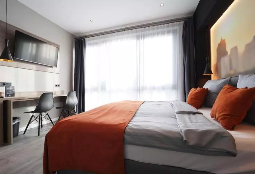 Juststay München Hotel & Apartments