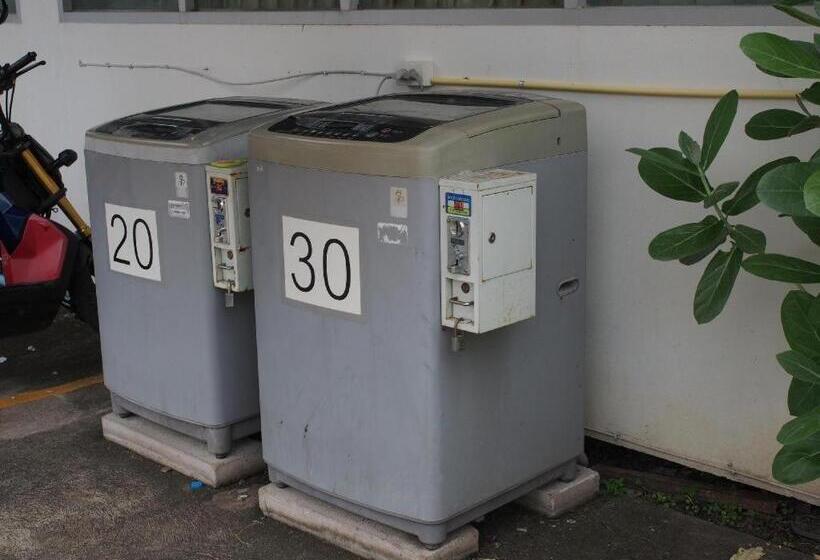 Отель Phetsuwan