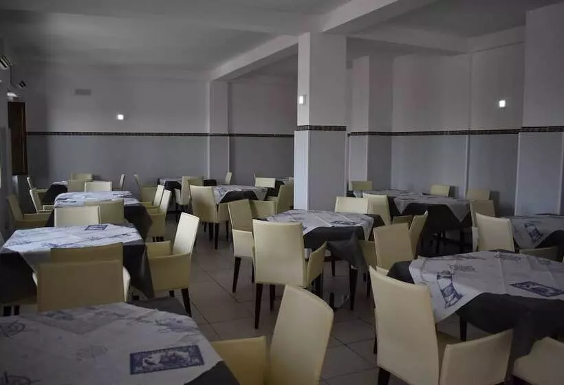 ホテル Riviera Village