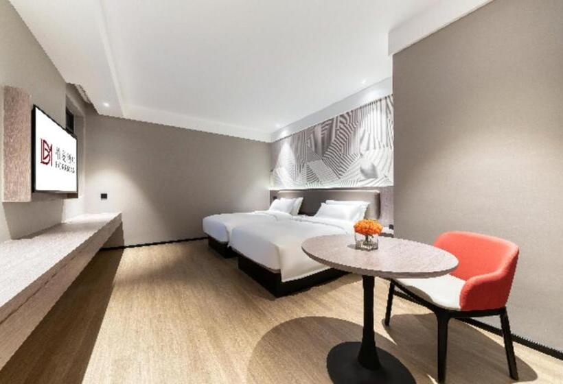 Borrman Hotel Deyang Wuzhou Square