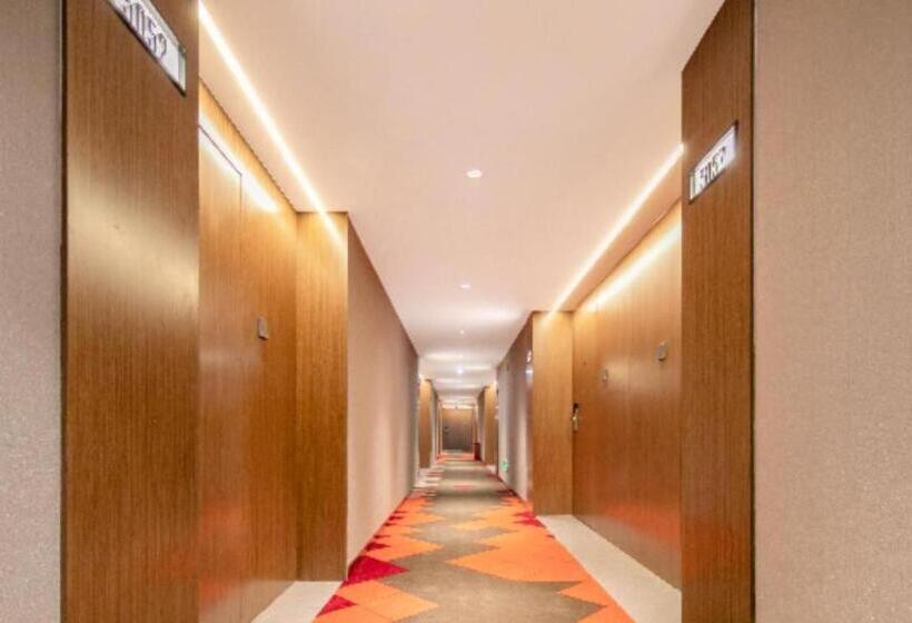 Borrman Hotel Wuhan Huangpo Longhui International Trade Center