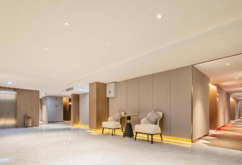 Borrman Hotel Wuhan Huangpo Longhui International Trade Center