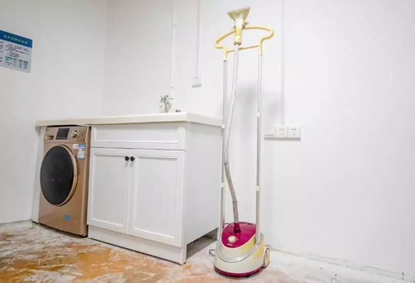 Borrman Hotel Xiangyang Gucheng National Wetland Park