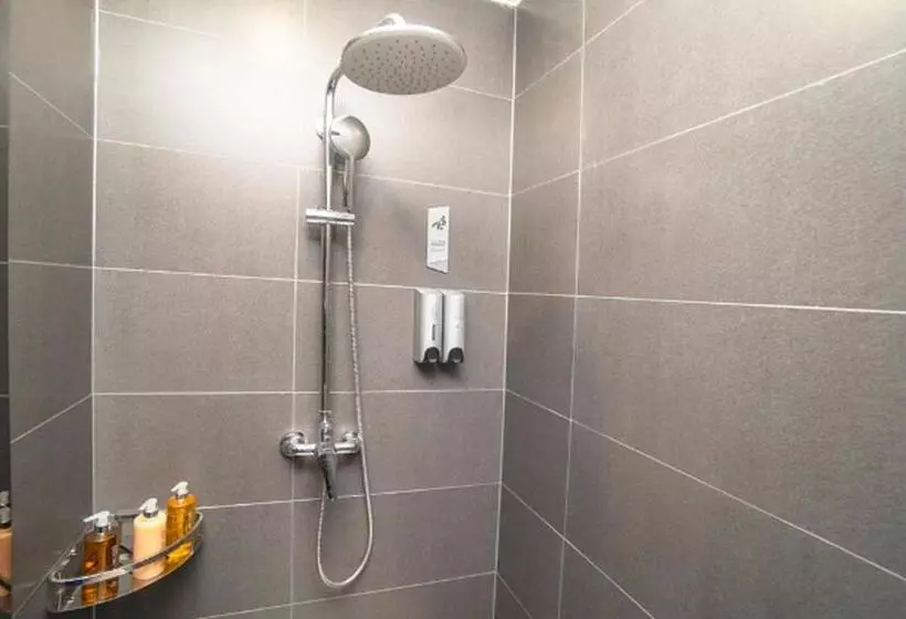 Borrman Hotel Xiangyang Gucheng National Wetland Park