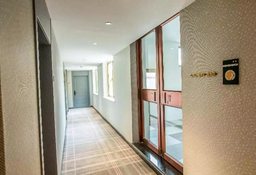 City Comfort Premier Hotel Xiong County Baiyangdian High Speed Railway Station