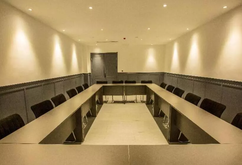 City Comfort Premier Hotel Xiong County Baiyangdian High Speed Railway Station